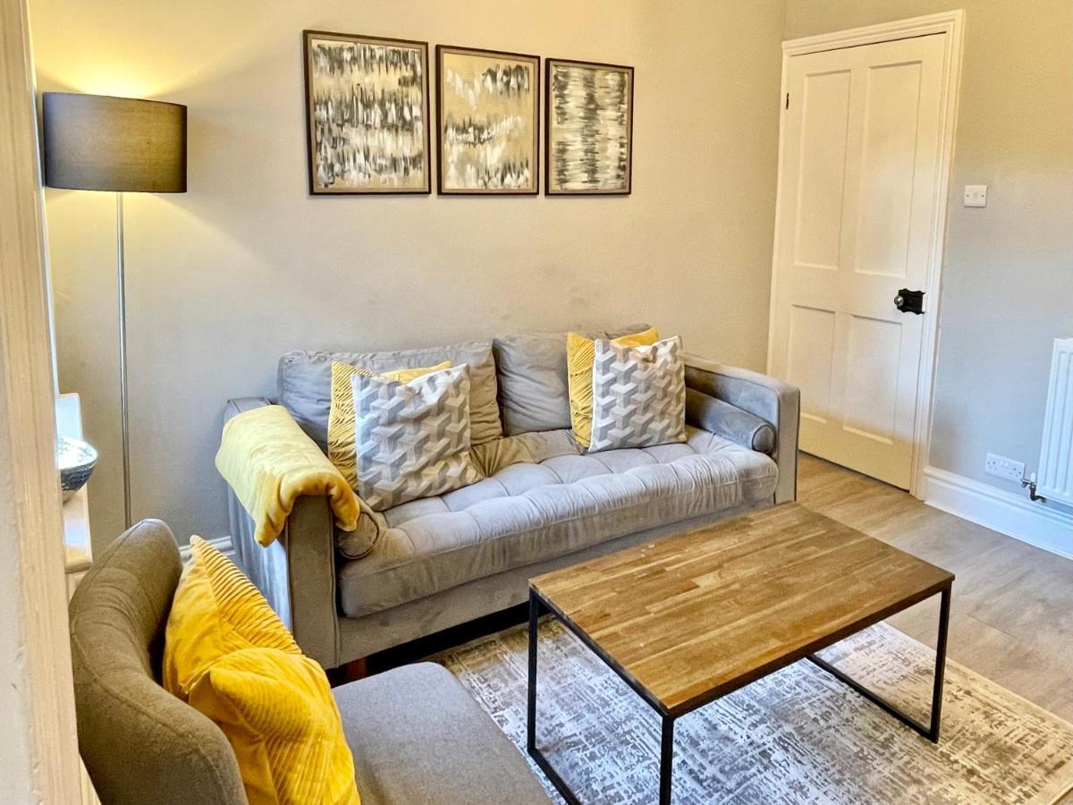 The Balmoral Close To The Racecourse Holiday home